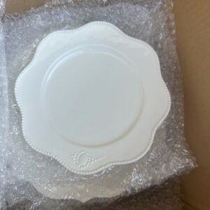 Set of (4) Classic Scalloped White Dinner Plate